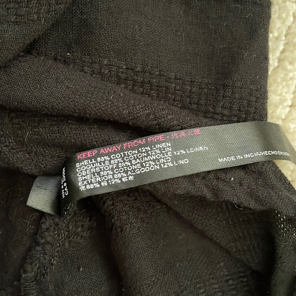 Super Cute Oversized Button Down With Matching Ti… - image 5